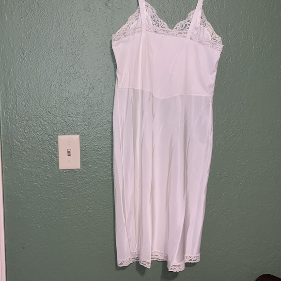 Vintage lace slip dress - Picture 8 of 11